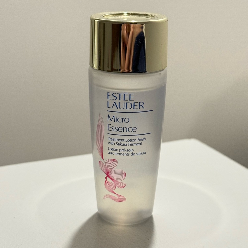 NEW Estee Lauder Micro Essence Treatment Lotion Fresh with Sakura Ferment 30ml